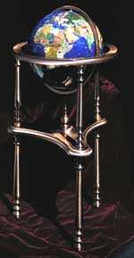 13" Highstand Ivory Globe